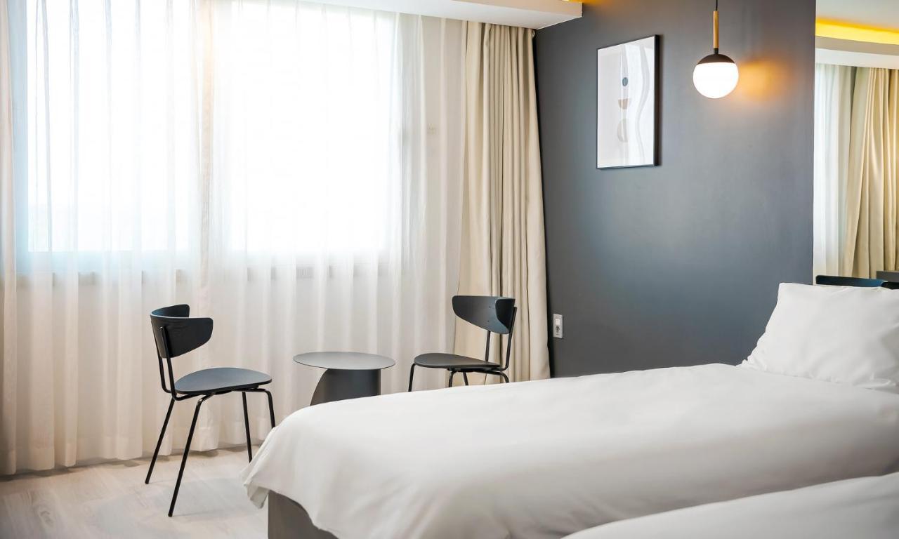 Pampas Hotel Чеджудо Экстерьер фото